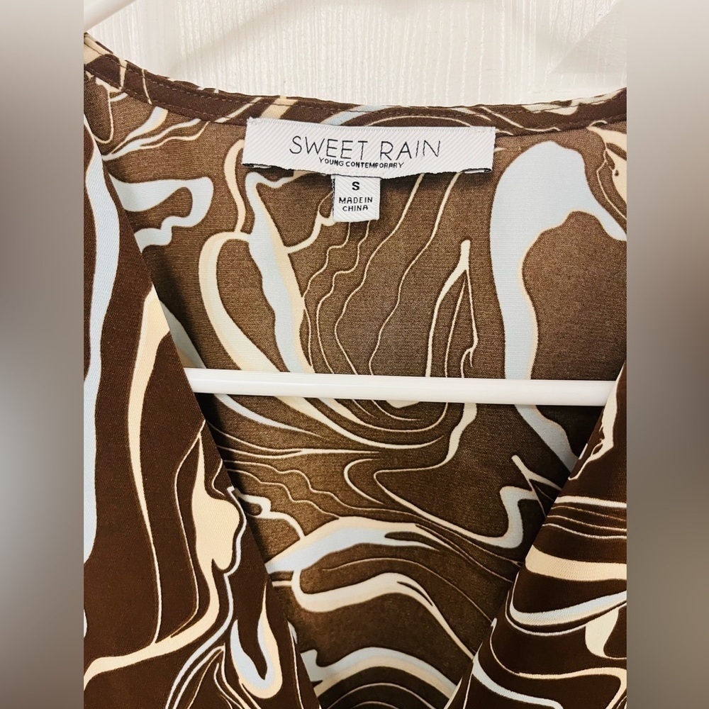 Sweet Rain Liquorish Scribble Print Top With Kimono Sleeves Brown - Picture 8 of 9
